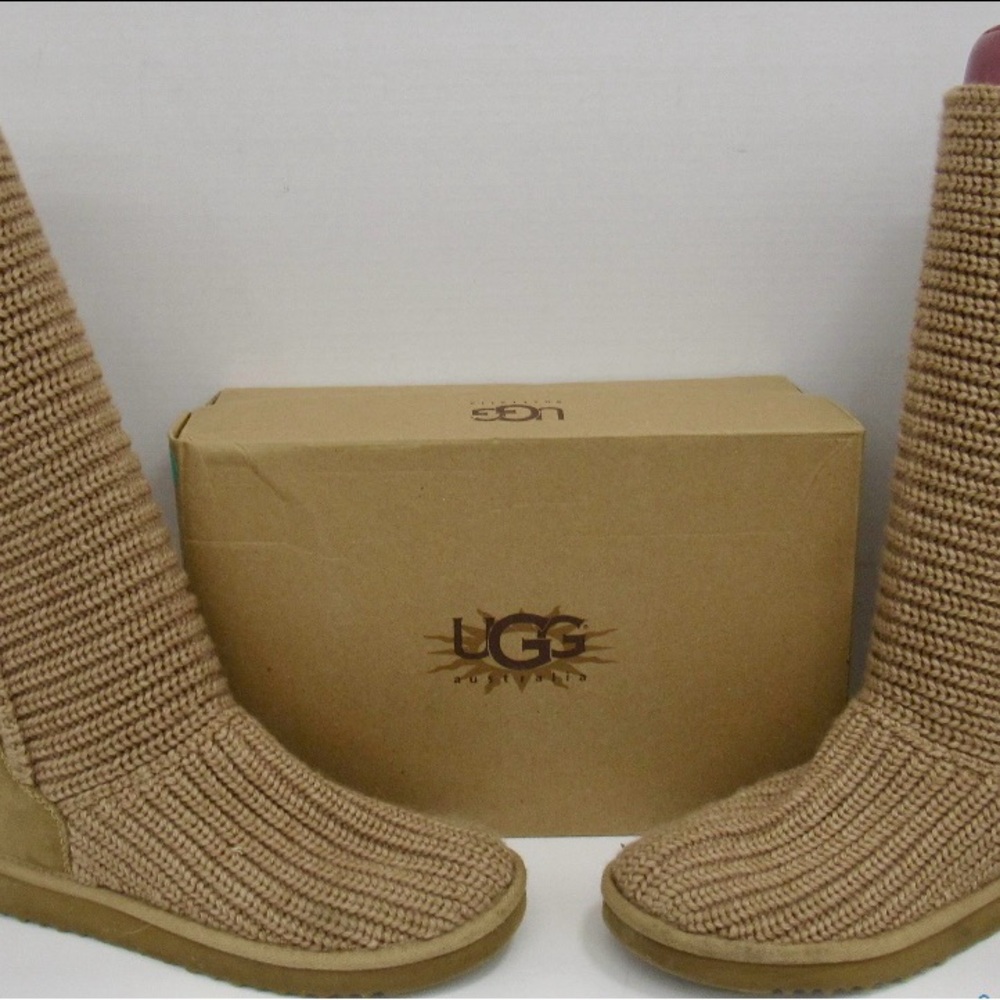 UGG Classic Crochet Knit Sheepskin Tan Knit Boot | S/N 5817 | Size 7